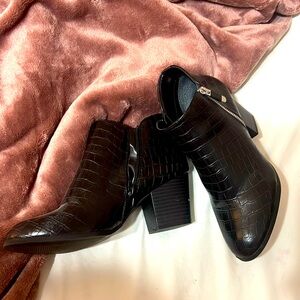 Style and co black booties